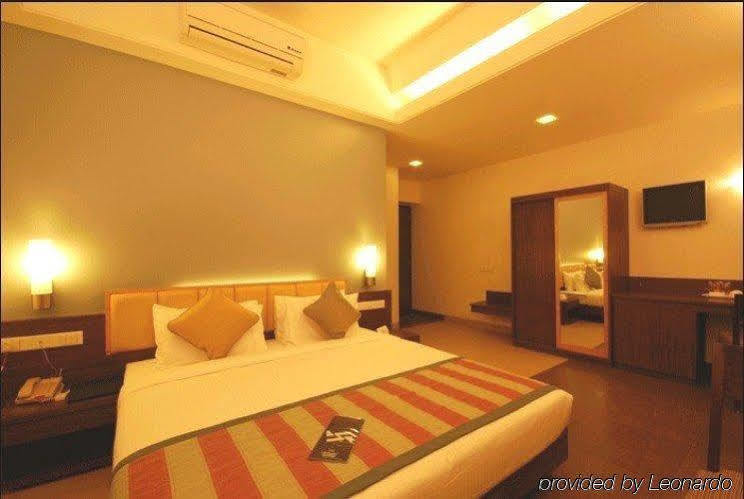 Hotel Sadanand Regency Pimpri-Chinchwad Exterior foto