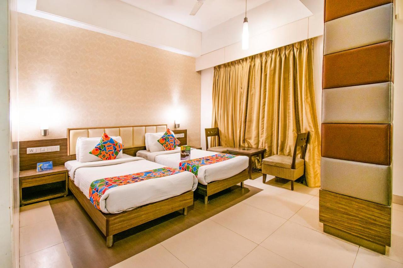 Hotel Sadanand Regency Pimpri-Chinchwad Exterior foto